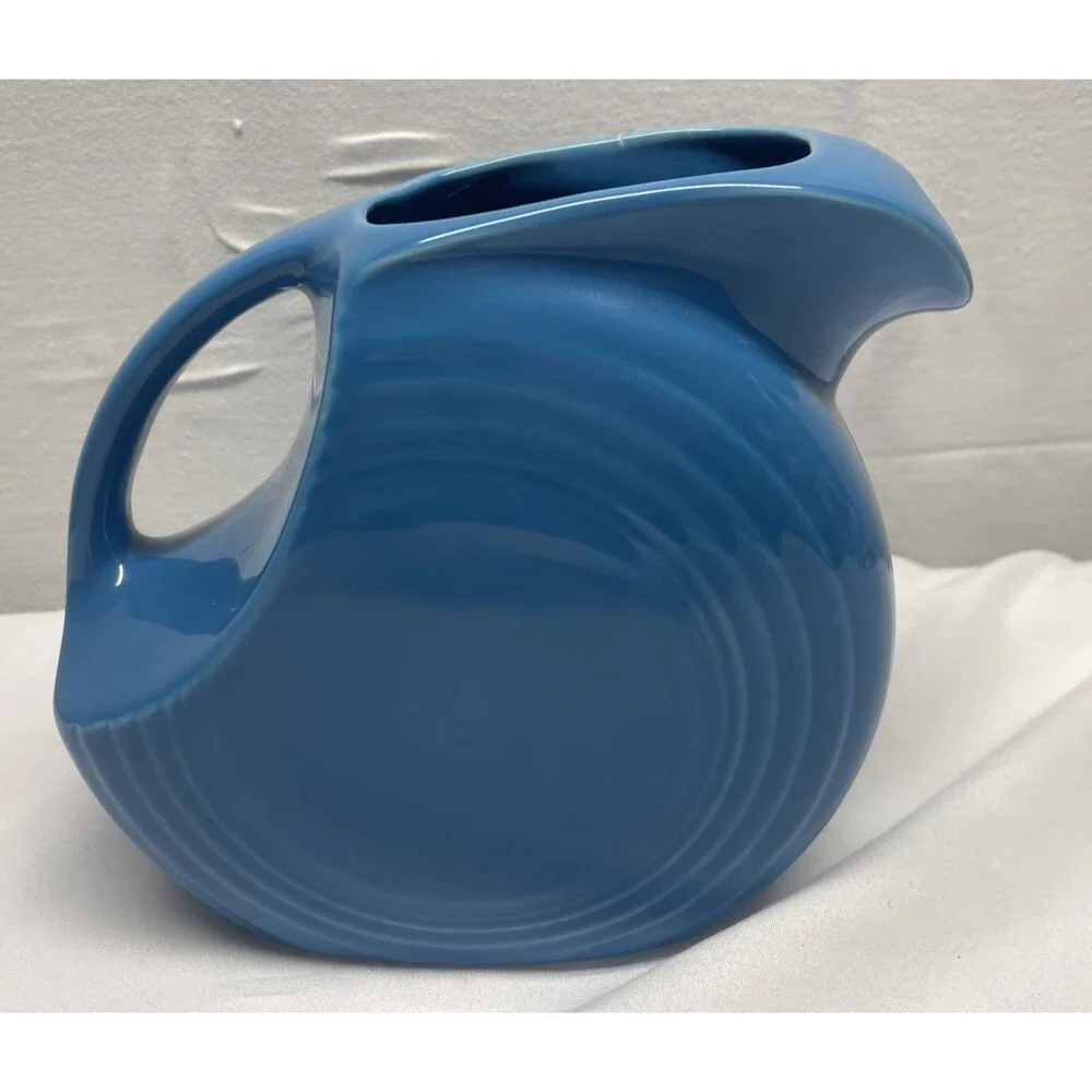 Fiestaware Fiesta HL Large Disc Pitcher 67oz. Peacock Blue Post 1986 Retired USA